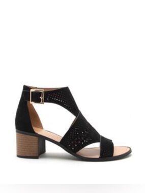 NWT Timeless Perforated Stylish Faux Suede Adjustable Strap Black Shoes